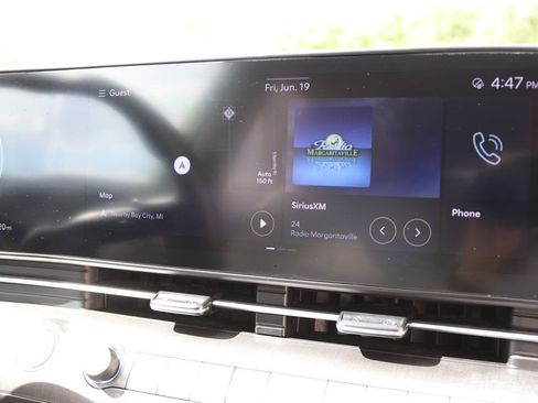Used 2024 Hyundai Kona Limited FWD image 27