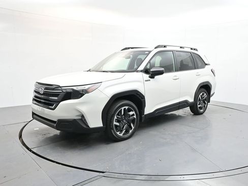 Used 2025 Subaru Forester Premium w/ Protection Package (1PH) image 3