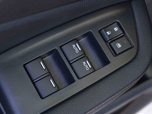 Used 2025 Honda Ridgeline Black Edition image 38