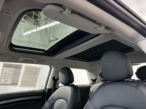 Certified 2023 MINI Cooper 2-Door Hardtop image 12