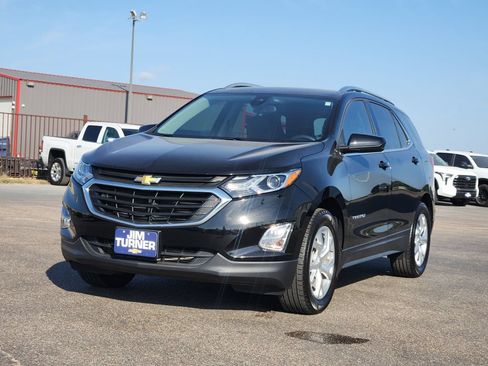 Used 2020 Chevrolet Equinox LT FWD image 3