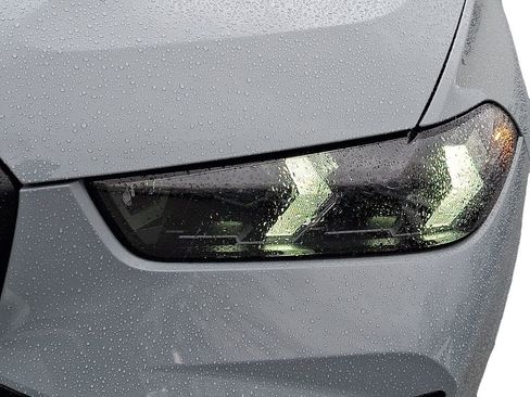 Certified 2025 BMW X5 xDrive50e w/ M Sport Package image 9