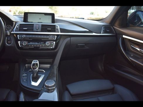 Used 2017 BMW 330i Sedan RWD image 31