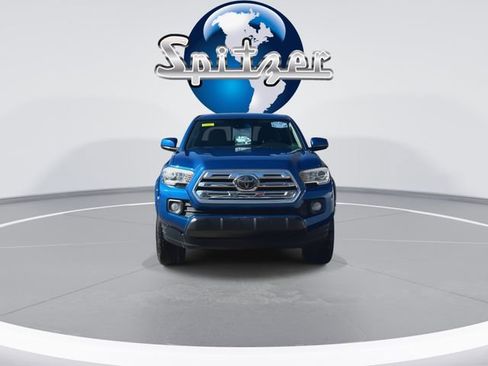 Used 2018 Toyota Tacoma SR5 image 3