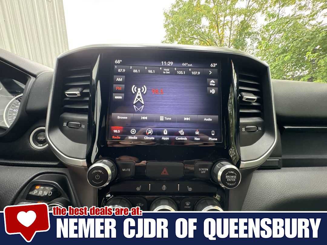 Used 2019 RAM 1500 Big Horn AWD/4WD image 16
