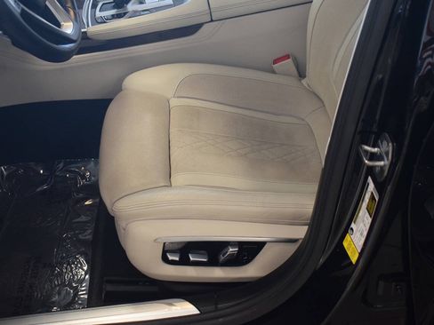 Used 2017 BMW 740i RWD image 70