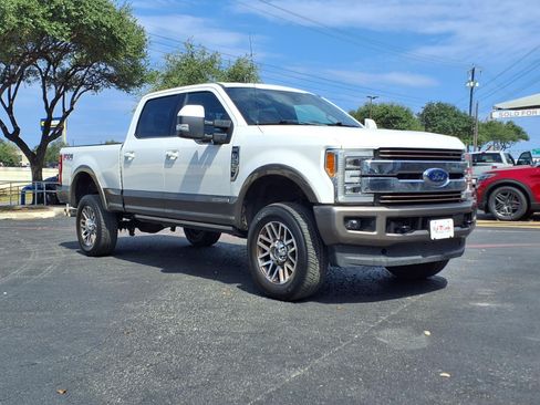 Used 2019 Ford F250 King Ranch w/ King Ranch Ultimate Package AWD/4WD image 4