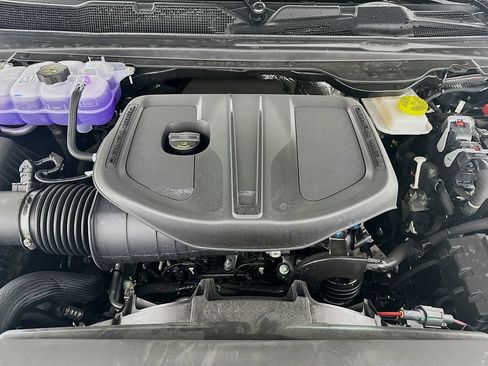 New 2026 RAM 1500 Tradesman AWD/4WD image 18