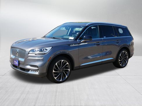 Used 2021 Lincoln Aviator Reserve w/ Equipment Group 202A AWD/4WD image 3