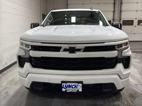 Used 2024 Chevrolet Silverado 1500 RST w/ Convenience Package II image 8