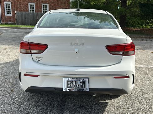 Used 2023 Kia Rio LX image 5