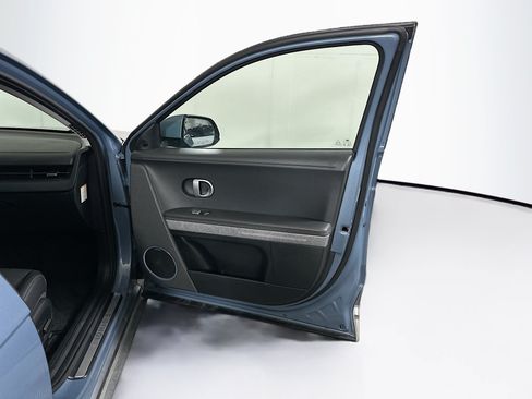 Used 2023 Hyundai Ioniq 5 Limited RWD image 32