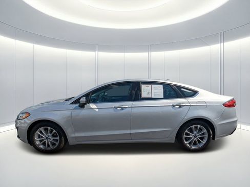 Used 2019 Ford Fusion SE image 7