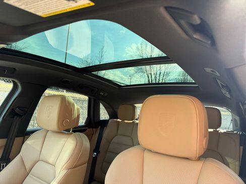 New 2026 Porsche Macan image 19