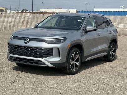 New 2025 Volkswagen Tiguan SE