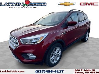 Used 2018 Ford Escape SE video 1