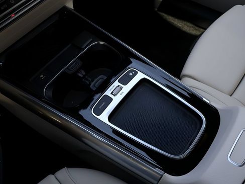 New 2026 Mercedes-Benz GLA 250 4MATIC image 24