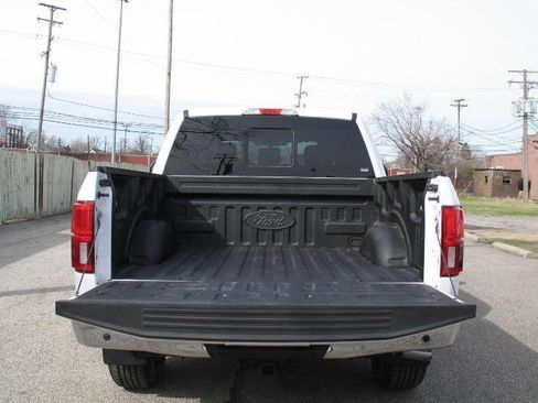 Used 2020 Ford F150 Lariat image 10