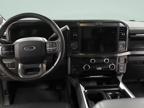 Used 2025 Ford F250 Lariat w/ Lariat Ultimate Package AWD/4WD image 9
