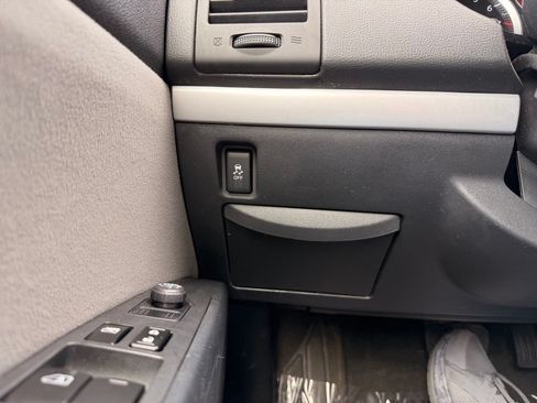Used 2012 Nissan Sentra 2.0 SR FWD image 24