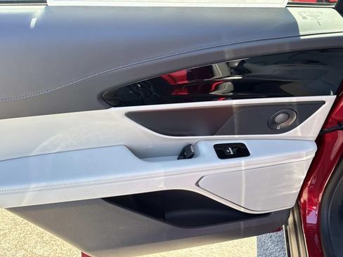 New 2026 Lincoln Nautilus Reserve AWD/4WD image 19