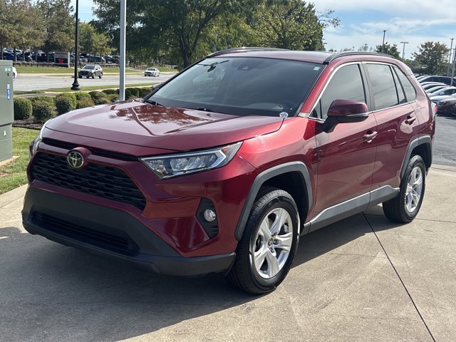 Used 2021 Toyota RAV4 XLE w/ Convenience Package FWD image 12