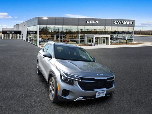 Certified 2024 Kia Seltos S FWD image 9