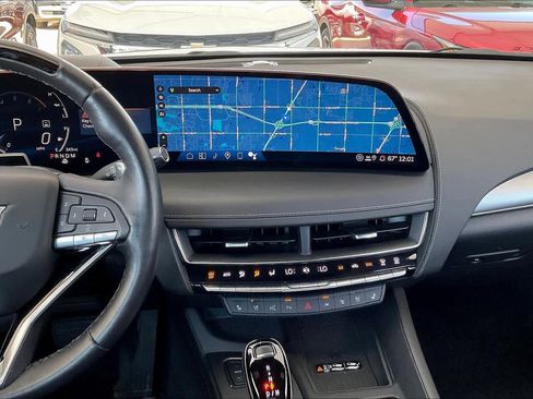 Used 2025 Cadillac CT5 Premium Luxury RWD image 8