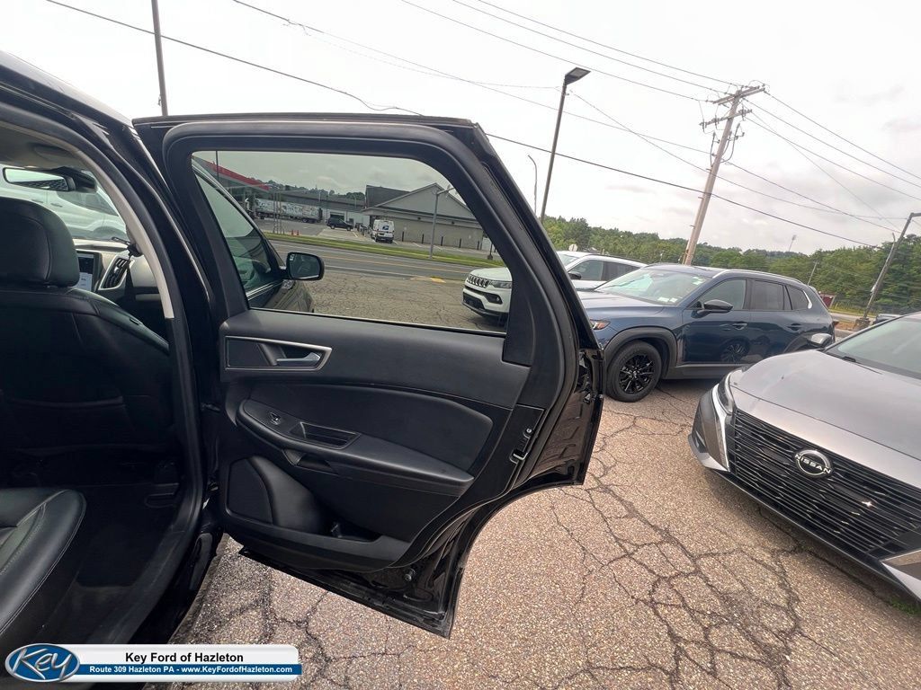 Used 2024 Ford Edge SEL AWD/4WD image 29