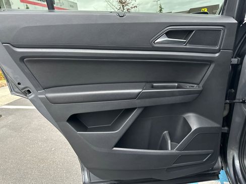 Used 2018 Volkswagen Atlas SE image 13