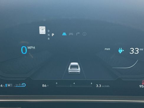 Used 2025 Hyundai Ioniq 6 SEL RWD image 25