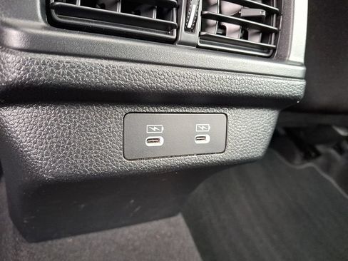 Used 2025 Honda Accord SE image 11