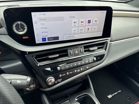 Used 2025 Lexus ES 350 F Sport image 11