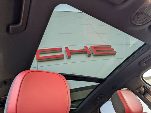 New 2026 Porsche Cayenne image 26