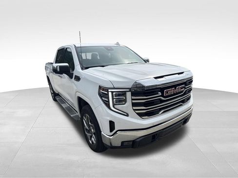 Used 2025 GMC Sierra 1500 SLT AWD/4WD image 4