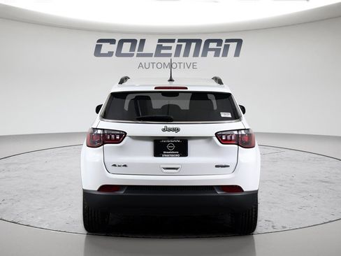 Used 2022 Jeep Compass Latitude w/ Convenience Group image 4