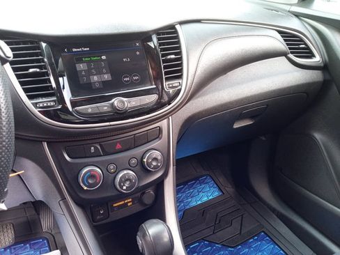 Used 2018 Chevrolet Trax LS image 20