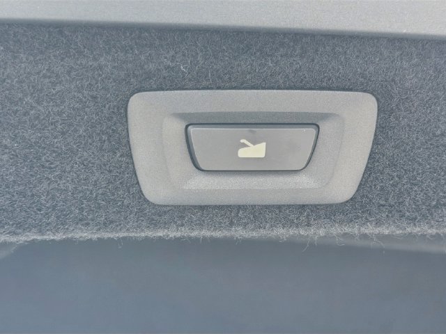 Used 2024 Lucid Air Touring AWD/4WD image 13