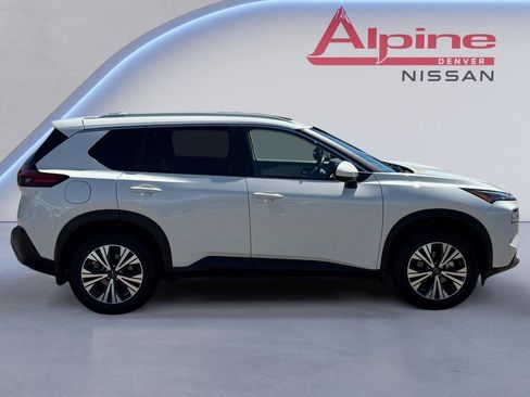 Used 2023 Nissan Rogue SV w/ SV Premium B Package AWD/4WD image 6