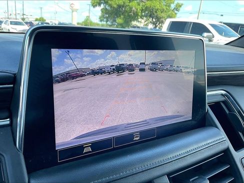 Used 2021 Chevrolet Tahoe LT RWD image 13