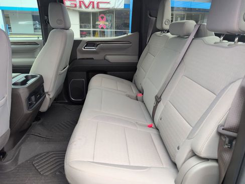 Used 2023 Chevrolet Silverado 1500 RST image 28