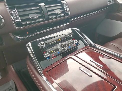 Used 2019 Lincoln Navigator L Black Label image 19
