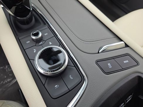 New 2025 Cadillac XT5 Premium Luxury image 32