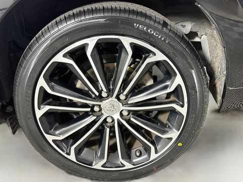 Used 2016 Toyota Corolla S FWD image 28