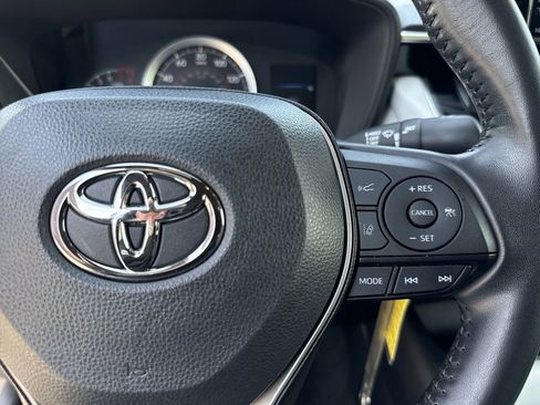Certified 2022 Toyota Corolla SE image 40