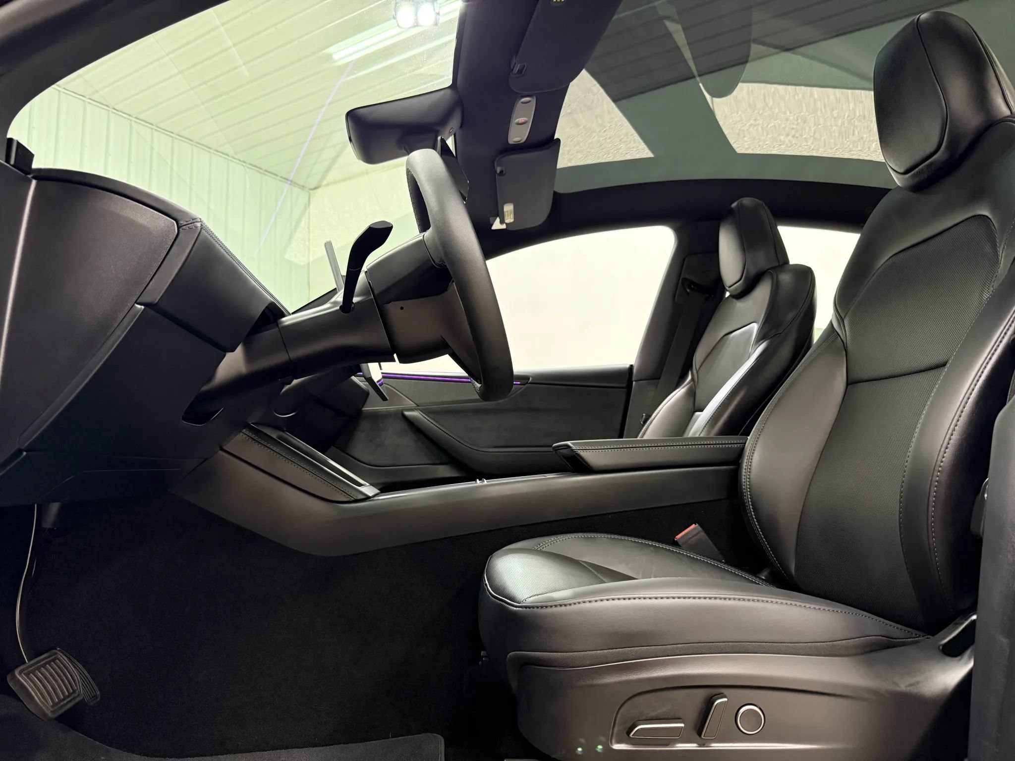 Used 2026 Tesla Model Y AWD image 15