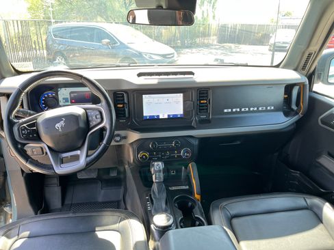 Used 2021 Ford Bronco Badlands w/ Sasquatch Package AWD/4WD image 33