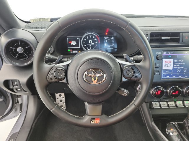 Used 2023 Toyota GR86 Premium RWD image 15