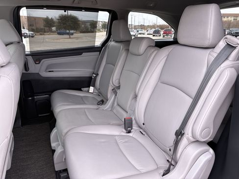 Certified 2023 Honda Odyssey EX-L image 21
