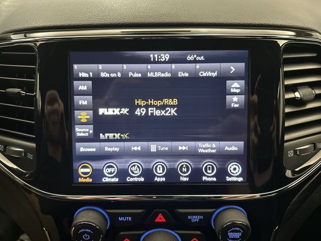Used 2021 Jeep Grand Cherokee Laredo X AWD/4WD image 15